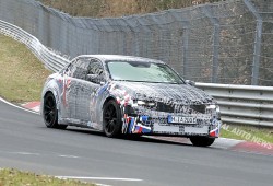 [스파이샷] BMW, 2027년형 순수전기 M3 뉘르부르크링 테스트 포�